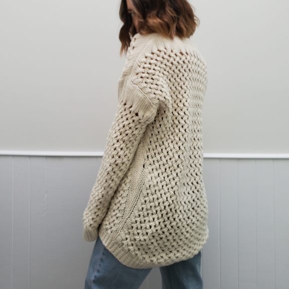 Chunky Knit Cream Sweater - Picture 4 of 5